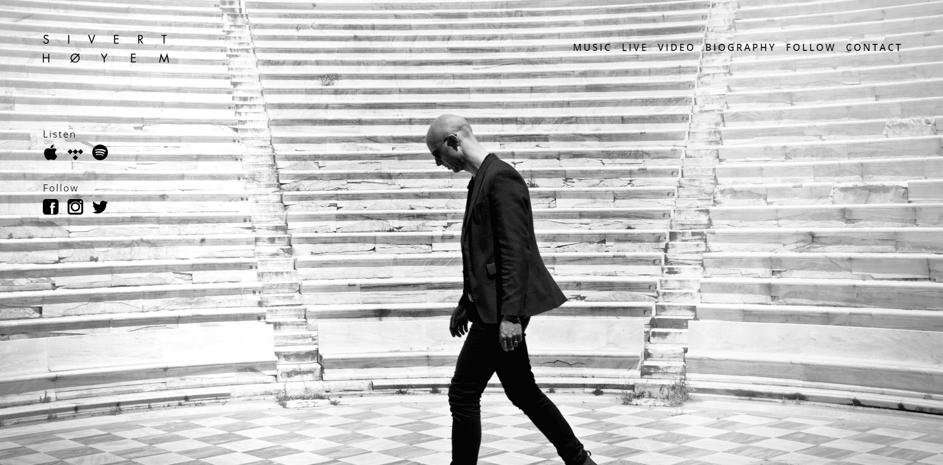 Persuasive visuals in event website